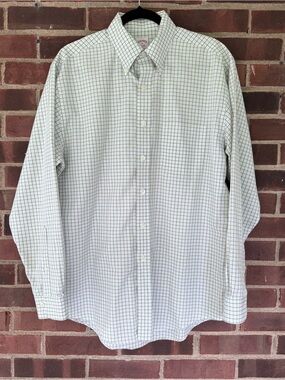 Brooks Brothers Original Polo Shirt Mens Medium Green Plaid Button Down Cotton